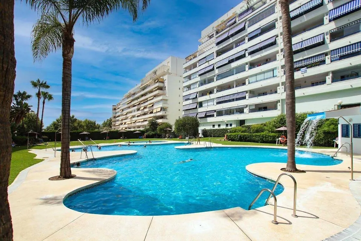 Luminoso Estudio En Marbella Centro Spanien